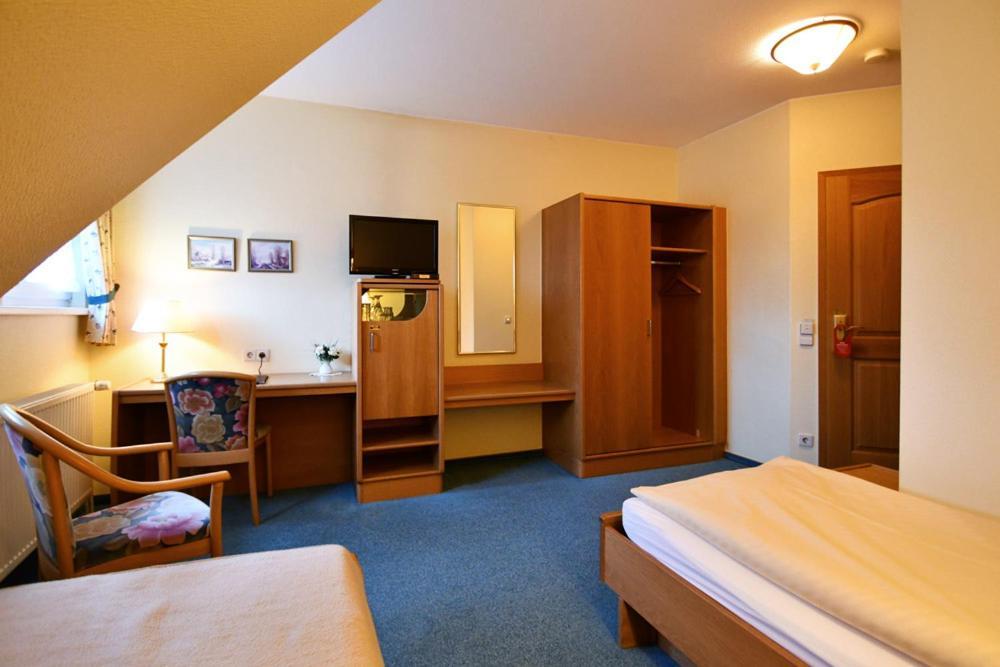 Landhotel Der Buchenhof باد ايسن المظهر الخارجي الصورة